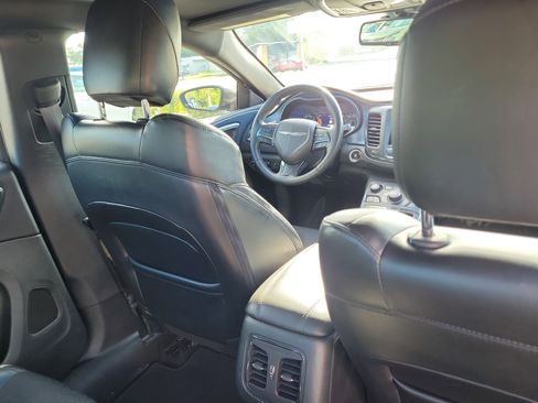Used 2015 Chrysler 200 S w/ Navigation & Sound Group I FWD image 13