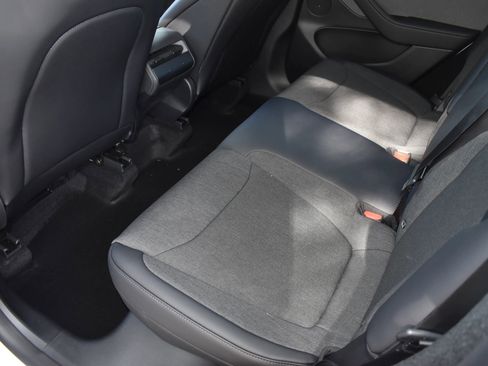 Used 2026 Tesla Model Y 2WD image 13