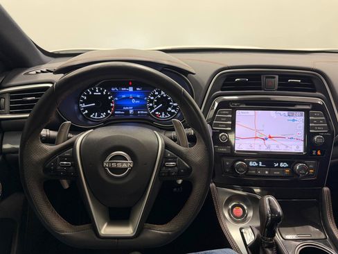 Used 2023 Nissan Maxima SR w/ Sport Mat Group FWD image 19