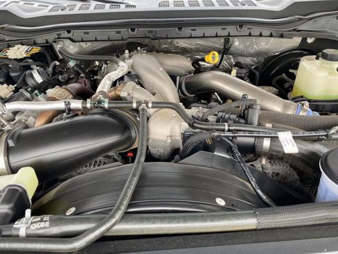 Used 2023 Ford F350 XLT AWD/4WD image 19