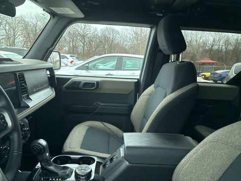 Used 2025 Ford Bronco Big Bend image 19