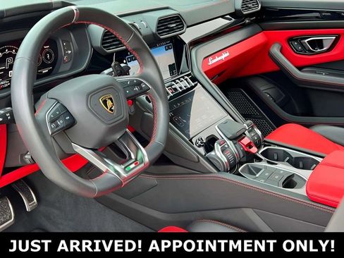 Used 2022 Lamborghini Urus image 6