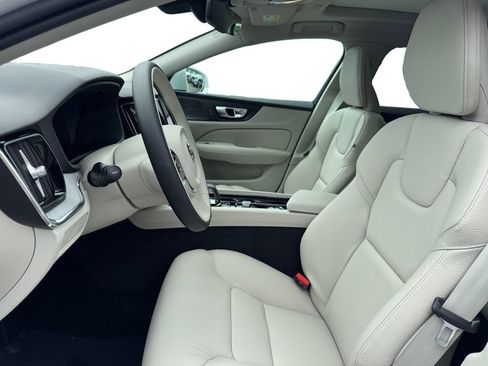 New 2026 Volvo V60 B5 Cross Country Plus w/ Climate Package AWD/4WD image 12