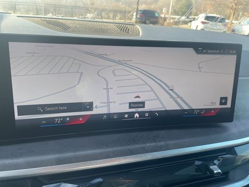 Used 2025 BMW X5 xDrive40i w/ Climate Comfort Package image 18