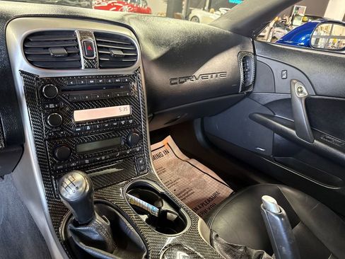 Used 2005 Chevrolet Corvette Convertible w/ Preferred Equipment Group image 35