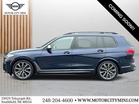 Used 2021 BMW X7 M50i w/ Executive Package image 7