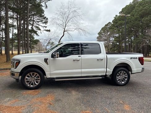 Used 2025 Ford F150 Lariat w/ Equipment Group 501A Mid image 6