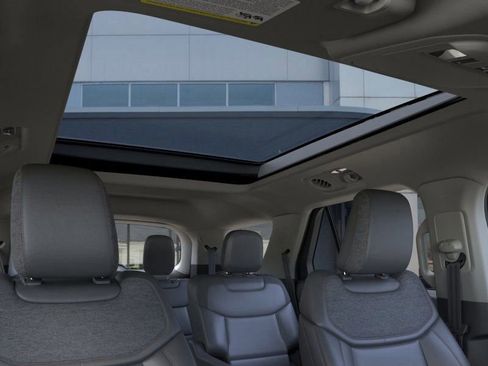New 2026 Ford Explorer Active w/ Active Comfort Package image 23