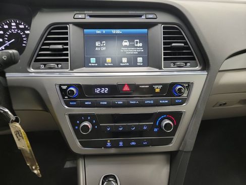 Used 2016 Hyundai Sonata SE image 21