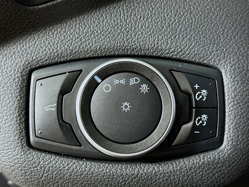 Used 2017 Ford Escape S image 16