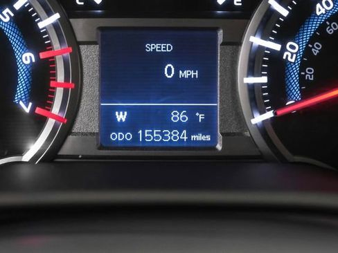 Used 2019 Toyota 4Runner SR5 AWD/4WD image 28