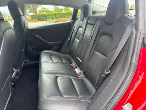 Used 2020 Tesla Model 3 Standard Range Plus image 10