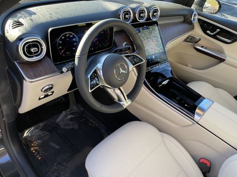 New 2026 Mercedes-Benz GLC 300 4MATIC image 19