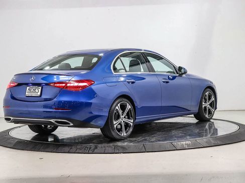 Used 2023 Mercedes-Benz C 300 Sedan image 4