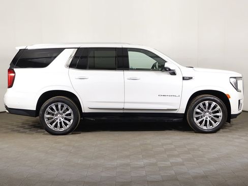 Used 2024 GMC Yukon Denali w/ Advanced Technology Package image 22
