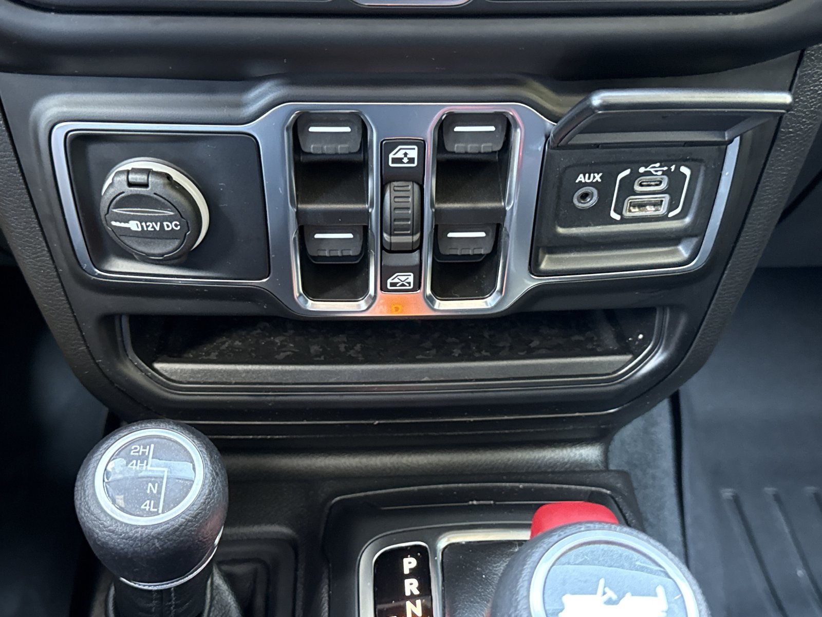 Used 2022 Jeep Wrangler Unlimited Sport AWD/4WD image 24