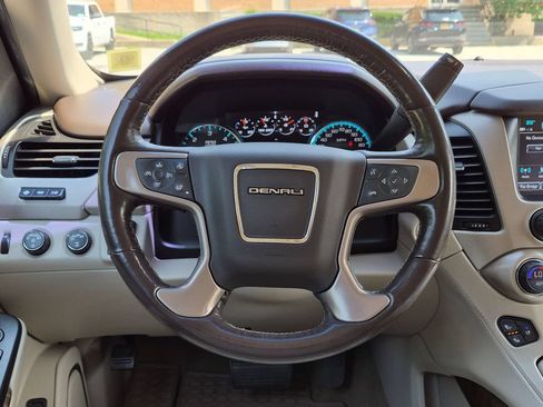 Used 2018 GMC Yukon XL Denali w/ Open Road Package AWD/4WD image 19