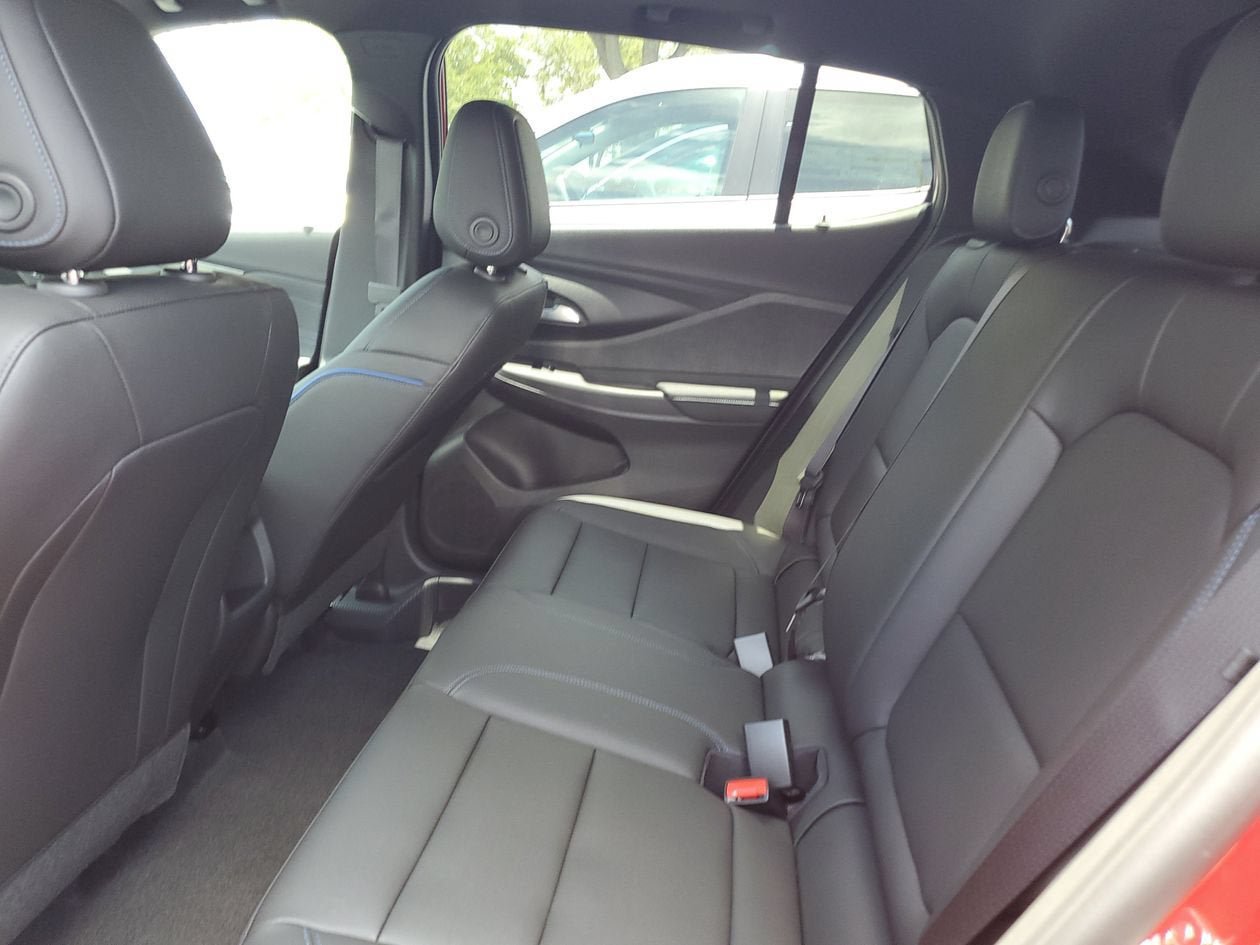 New 2026 Buick Envista Sport Touring w/ Convenience I Package FWD image 10
