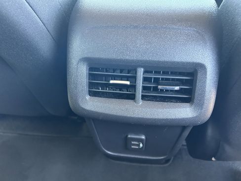 Certified 2024 Chevrolet Equinox LT AWD/4WD image 15