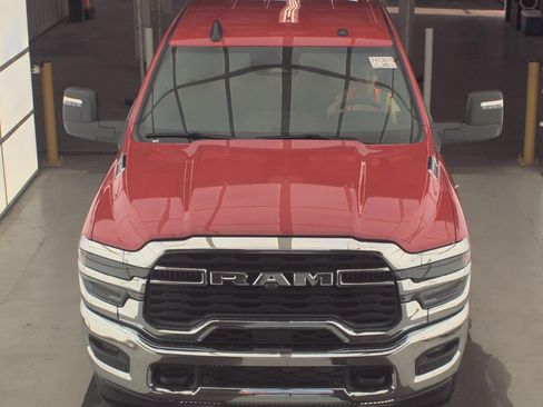 Used 2026 RAM 2500 Big Horn AWD/4WD image 3