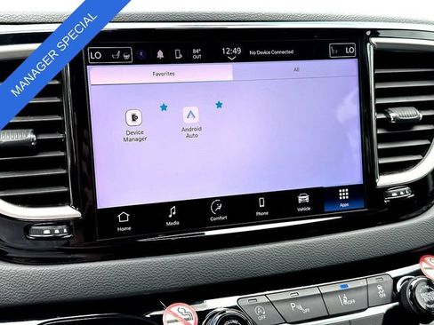 Used 2024 Chrysler Pacifica Touring-L FWD image 14