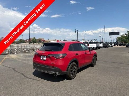 Used 2023 Honda HR-V Sport image 2