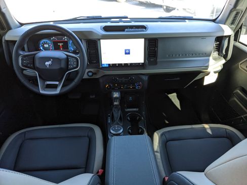 New 2025 Ford Bronco Big Bend w/ Black Appearance Package image 12