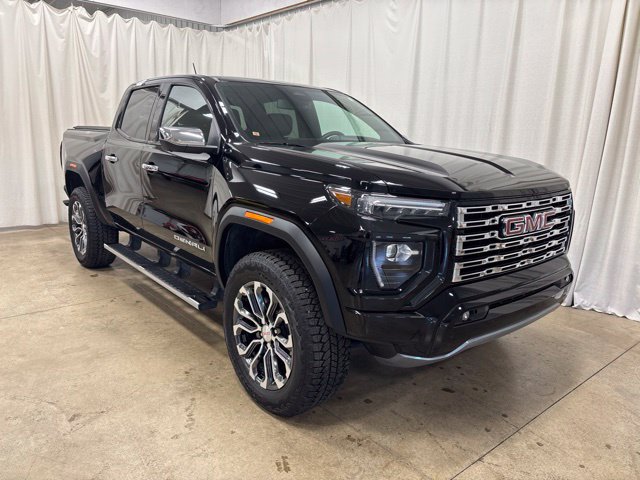 Used 2026 GMC Canyon Denali AWD/4WD image 12