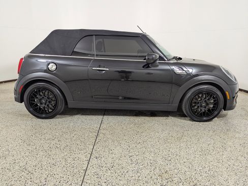 Used 2024 MINI Cooper S FWD image 8