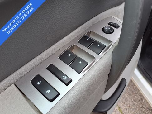 Used 2013 Chevrolet Silverado 2500 W/T AWD/4WD image 17