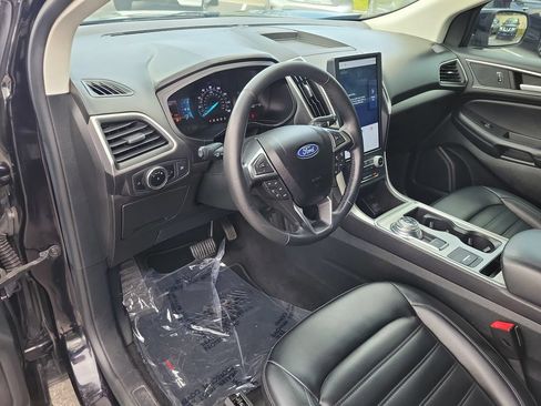 Used 2023 Ford Edge SEL AWD/4WD image 16