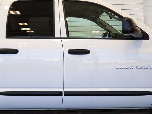 Used 2005 Dodge Ram 3500 Truck SLT w/ Quad Cab Big Horn Value Group AWD/4WD image 26