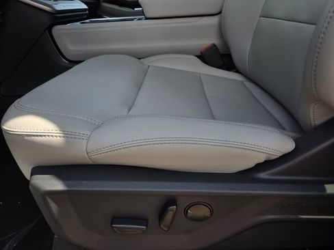 New 2027 Ford Expedition Active RWD image 12