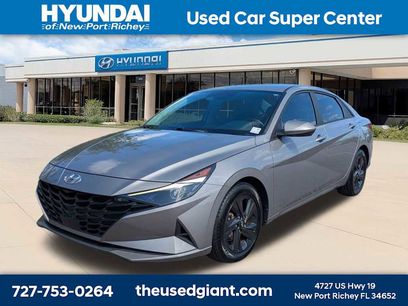 Used 2022 Hyundai Elantra SEL w/ Convenience Package