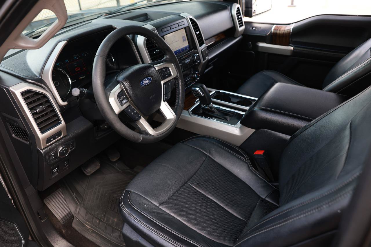 Used 2020 Ford F150 Lariat w/ Lariat Bed Utility Package RWD image 4