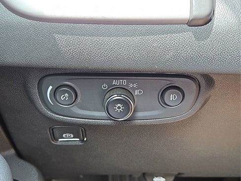 Used 2023 GMC Terrain AT4 image 26