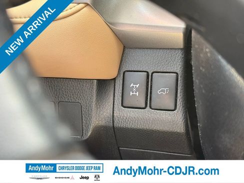 Used 2017 Toyota RAV4 Limited image 18