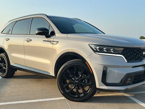Used 2023 Kia Sorento SX AWD/4WD image 7