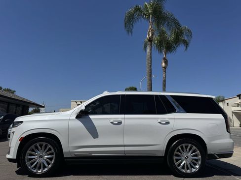 Used 2021 Cadillac Escalade Premium Luxury w/ Driver Assist Tech Package AWD/4WD image 2