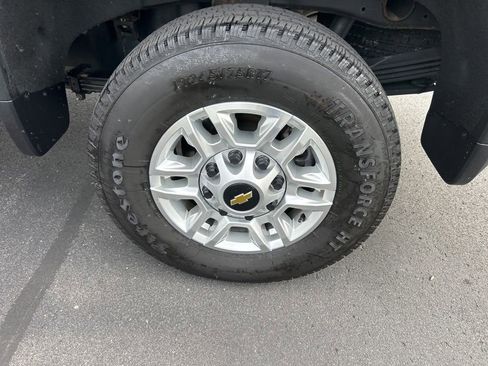 Used 2024 Chevrolet Silverado 2500 LT w/ All Star Edition image 39