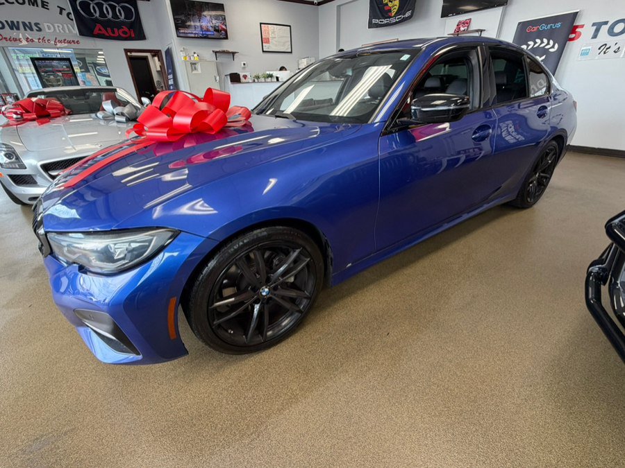 Used 2022 BMW 330i Sedan w/ M Sport Package RWD image 10