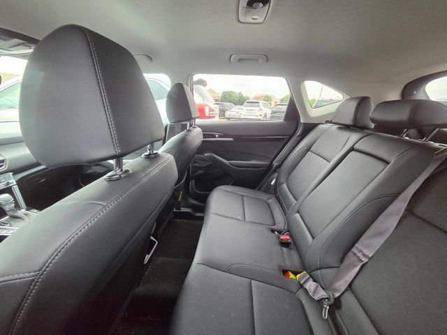 Used 2025 Kia Seltos EX FWD image 9