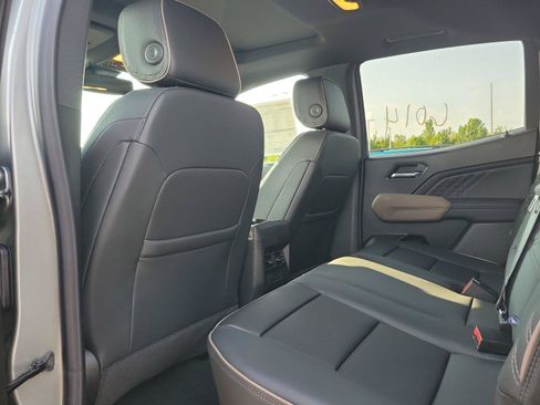 New 2026 GMC Canyon Denali AWD/4WD image 14