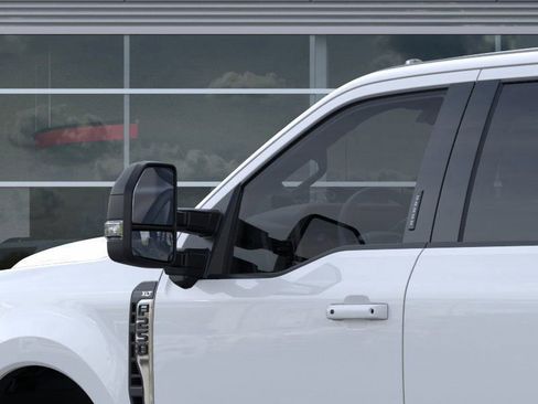 New 2026 Ford F250 XLT w/ XLT Premium Package image 34