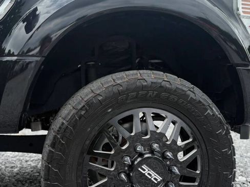 Used 2022 Ford F450 Platinum w/ FX4 Off-Road Package AWD/4WD image 10
