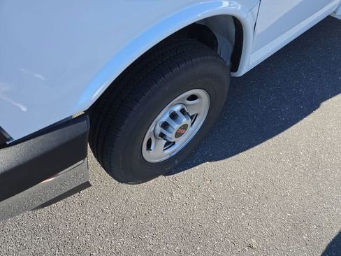 New 2025 GMC Savana 3500 w/ Power Convenience Package image 9