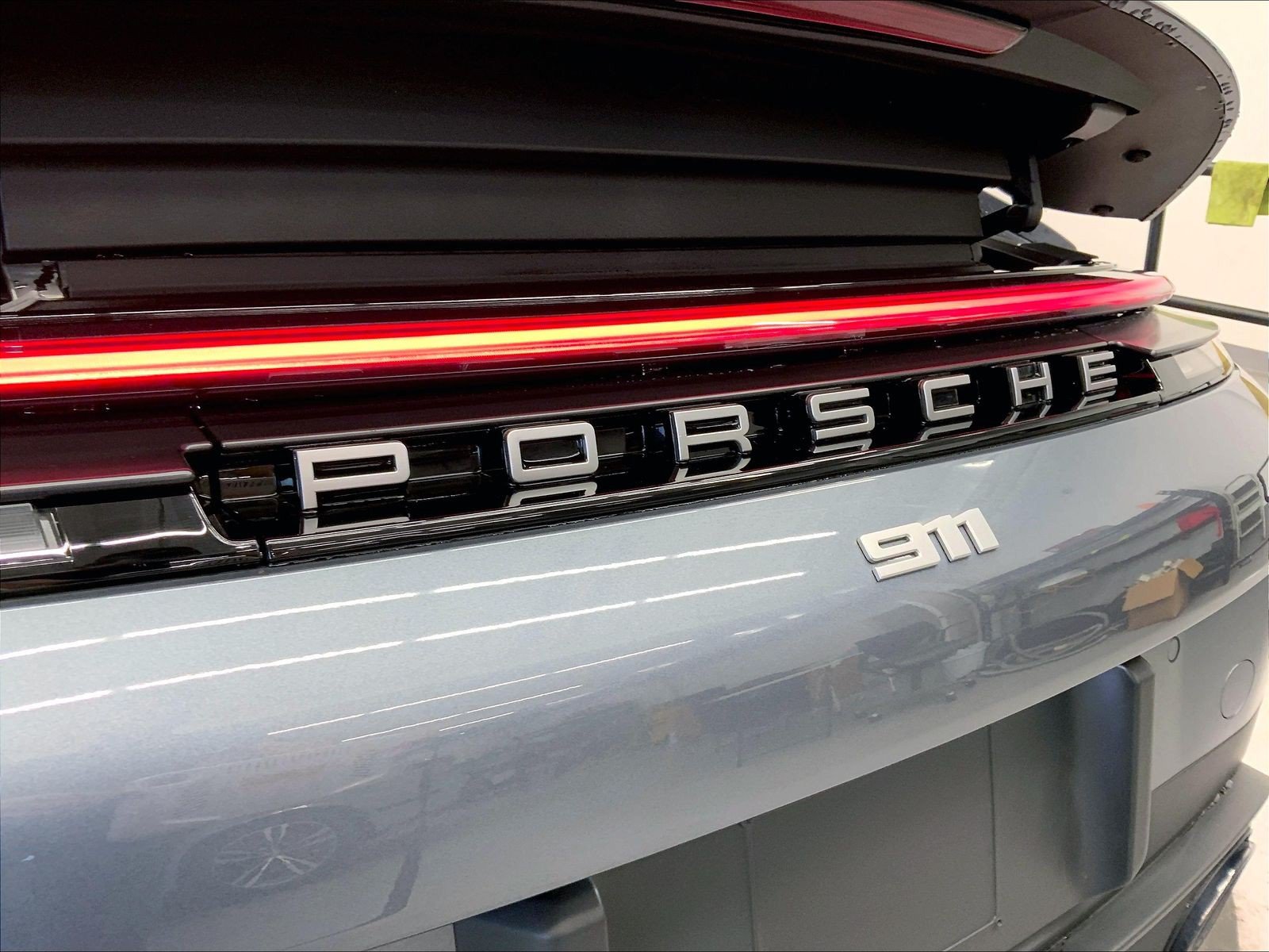 Used 2026 Porsche 911 Carrera RWD image 32