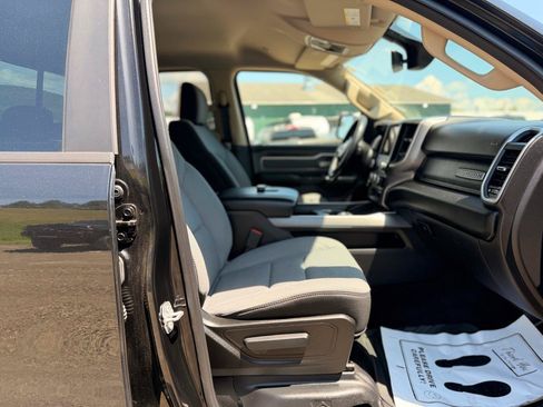 Used 2019 RAM 1500 Big Horn AWD/4WD image 19