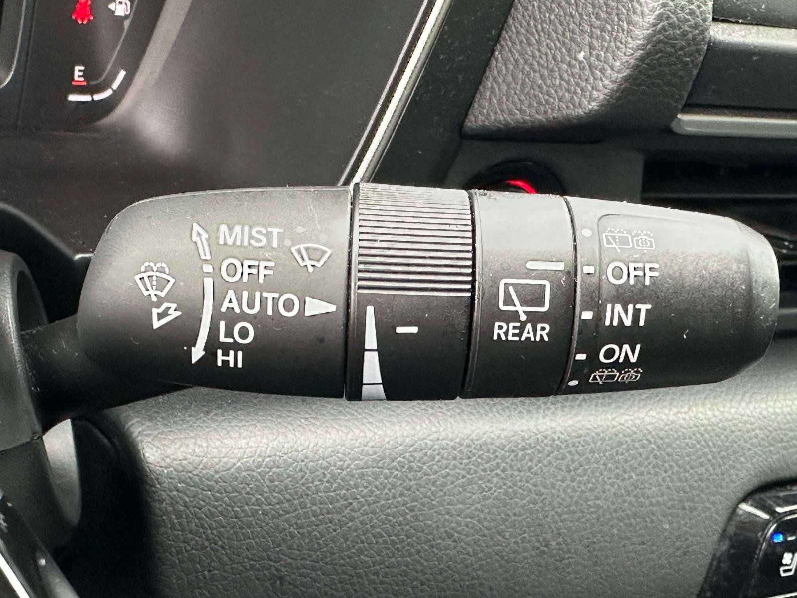 Used 2023 Honda Pilot Elite image 21