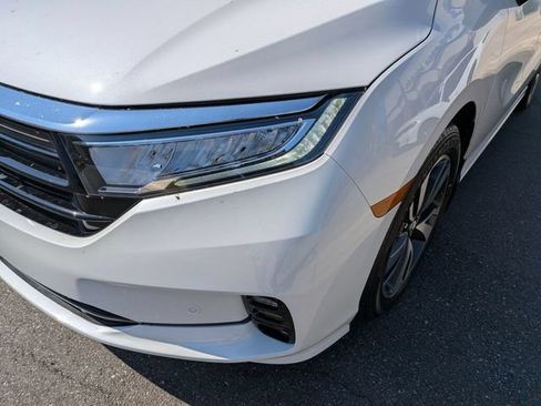 Certified 2023 Honda Odyssey Touring image 5